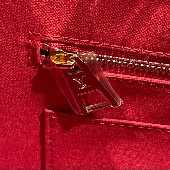 SOLD Louis Vuitton On The Go MM - Picture 8 of 11